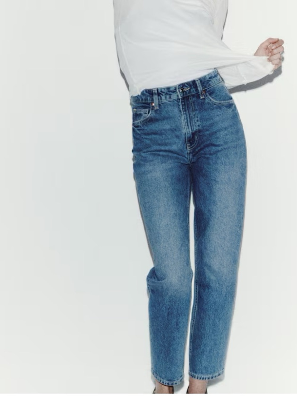 Classic High-Rise Straight Women's Jeans - NWT, size 6